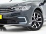 Volkswagen Passat Variant 1.4 TSI PHEV GTE | Panoramadak | Leder | Trekhaak | Massage | Adaptive Cruise | Camera | Dodehoek