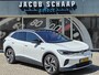 Volkswagen ID.4 First Max 77 kWh / Trekhaak / Warmtepomp / Panodak / 21" LM / Carplay / HU display