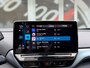 Volkswagen ID.4 First Max 77 kWh / Trekhaak / Warmtepomp / Panodak / 21" LM / Carplay / HU display