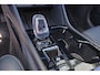 Volvo XC40 B3 Plus Dark - IntelliSafe Assist & Surround - 360º Camera - Harman/Kardon audio - Verwarmde voorstoelen & stuur - Parkeersensoren voor & achter - Elektr. bedienb. voorstoelen met geheugen links - Draadloze tel. lader - Standkachel - Extra getint glas - 18' LMV