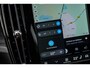 Volvo EX40 Single Motor Extended Range Plus Black Ed. 82 kWh | SOH 100% | Adaptieve Cruise Control | Donker Getint Glas | Harman Kardon Audio | Stoel-/Stuurverwarming | Parkeercamera | Dodehoek Detectie | Pixel LED | Warmtepomp |