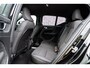 Volvo EX40 Single Motor Extended Range Plus Black Ed. 82 kWh | SOH 100% | Adaptieve Cruise Control | Donker Getint Glas | Harman Kardon Audio | Stoel-/Stuurverwarming | Parkeercamera | Dodehoek Detectie | Pixel LED | Warmtepomp |