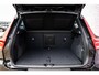 Volvo EX40 Single Motor Extended Range Plus Black Ed. 82 kWh | SOH 100% | Adaptieve Cruise Control | Donker Getint Glas | Harman Kardon Audio | Stoel-/Stuurverwarming | Parkeercamera | Dodehoek Detectie | Pixel LED | Warmtepomp |