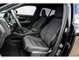 Volvo EX40 Single Motor Extended Range Plus Black Ed. 82 kWh | SOH 100% | Adaptieve Cruise Control | Donker Getint Glas | Harman Kardon Audio | Stoel-/Stuurverwarming | Parkeercamera | Dodehoek Detectie | Pixel LED | Warmtepomp |