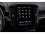 Volvo EX40 Single Motor Extended Range Plus Black Ed. 82 kWh | SOH 100% | Adaptieve Cruise Control | Donker Getint Glas | Harman Kardon Audio | Stoel-/Stuurverwarming | Parkeercamera | Dodehoek Detectie | Pixel LED | Warmtepomp |