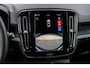 Volvo EX40 Single Motor Extended Range Plus Black Ed. 82 kWh | SOH 100% | Adaptieve Cruise Control | Donker Getint Glas | Harman Kardon Audio | Stoel-/Stuurverwarming | Parkeercamera | Dodehoek Detectie | Pixel LED | Warmtepomp |