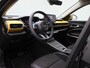Jeep Avenger 54kWh 1st Edition | Elektr. bed. achterklep | Climate Control / ECC | Licht metalen velgen 18 inch | Cruise control Adaptive | Navigatie | Half lederen bekleding | Stoelverwarming | LED koplampen | Park Distance Control voor en achter | Achteruitrijcamera |