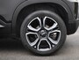 Jeep Avenger 54kWh 1st Edition | Elektr. bed. achterklep | Climate Control / ECC | Licht metalen velgen 18 inch | Cruise control Adaptive | Navigatie | Half lederen bekleding | Stoelverwarming | LED koplampen | Park Distance Control voor en achter | Achteruitrijcamera |