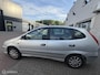 Nissan Almera Tino 1.8