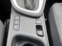 Toyota Yaris 1.5 Hybrid Executive Bi-tone edition Navigatie, Dodehoekdetectie, HUD, Parkeersensoren voor + achter, LED, Smart Key, Adaptieve cruise control