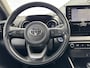 Toyota Yaris 1.5 Hybrid Executive Bi-tone edition Navigatie, Dodehoekdetectie, HUD, Parkeersensoren voor + achter, LED, Smart Key, Adaptieve cruise control