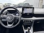 Toyota Yaris 1.5 Hybrid Executive Bi-tone edition Navigatie, Dodehoekdetectie, HUD, Parkeersensoren voor + achter, LED, Smart Key, Adaptieve cruise control