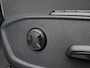 Volkswagen Golf 1.5 eHybrid GTE | Pano | Black Pack | leer | Trekhaak | Stoel en stuurverwarming | Stoel ventilatie