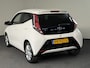 Toyota Aygo 1.0 VVT-i x-joy Automaat Climate Contr./ Camera / Carplay / LM Velgen / IHV Stoel/ 29-12-2017