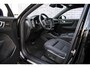 Volvo EX40 Single Motor Extended Range Plus Black Ed. 82 kWh | SOH 100% | Adaptieve Cruise Control | Harman Kardon Audio | Stoel-/Stuurverwarming | 360 Parkeercamera | Dodehoek Detectie | Pixel LED | Elektr. Verst. Stoelen + Geheugen | Donker Getint Glas | Warmtepomp |