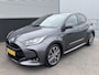 Toyota Yaris 1.5 Hybrid Executive Nieuw geleverd en dealeronderhouden, Trekhaak, JBL, Dodehoekdetectie, Stoelverwarming, HUD, LED, Parkeersensoren voor + achter