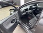 Toyota Yaris 1.5 Hybrid Executive Nieuw geleverd en dealeronderhouden, Trekhaak, JBL, Dodehoekdetectie, Stoelverwarming, HUD, LED, Parkeersensoren voor + achter
