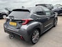 Toyota Yaris 1.5 Hybrid Executive Nieuw geleverd en dealeronderhouden, Trekhaak, JBL, Dodehoekdetectie, Stoelverwarming, HUD, LED, Parkeersensoren voor + achter