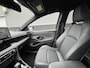 Toyota Yaris 1.5 Hybrid Executive Nieuw geleverd en dealeronderhouden, Trekhaak, JBL, Dodehoekdetectie, Stoelverwarming, HUD, LED, Parkeersensoren voor + achter