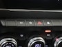 Renault Captur 1.6 E-Tech Plug-in Hybrid 160 Intens Groot scherm Navigatie | Afneembare Trekh. | Camera | Full Led | Climate Control | 1e Eig.