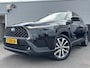 Toyota Corolla Cross 2.0 High Power Hybrid First Edition Nieuw geleverd, 1e eign. Stoelverwarming, Dodehoekdetectie, Elek. achterklep, LMV, Navigatie, All-season banden, Parkeersensoren voor + achter