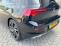 Volkswagen Golf 1.5 TSI Highline Business R | Met o.a. stoelverwarming, cruise control, climate control, panoramadak en PDC!