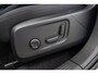 Volvo EX40 Single Motor Extended Range Plus Black Ed. 82 kWh | Adaptieve Cruise Control | Harman Kardon Audio | Stoel-/Stuurverwarming | Parkeercamera | Dodehoek Detectie | Pixel LED | Elektr. Verst. Stoelen + Geheugen | Donker Getint Glas | Warmtepomp |