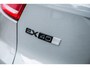Volvo EX40 Single Motor Extended Range Plus Black Ed. 82 kWh | Adaptieve Cruise Control | Harman Kardon Audio | Stoel-/Stuurverwarming | Parkeercamera | Dodehoek Detectie | Pixel LED | Elektr. Verst. Stoelen + Geheugen | Donker Getint Glas | Warmtepomp |