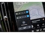 Volvo EX40 Single Motor Extended Range Plus Black Ed. 82 kWh | Adaptieve Cruise Control | Harman Kardon Audio | Stoel-/Stuurverwarming | Parkeercamera | Dodehoek Detectie | Pixel LED | Elektr. Verst. Stoelen + Geheugen | Donker Getint Glas | Warmtepomp |