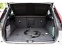 Volvo EX40 Single Motor Extended Range Plus Black Ed. 82 kWh | Adaptieve Cruise Control | Harman Kardon Audio | Stoel-/Stuurverwarming | Parkeercamera | Dodehoek Detectie | Pixel LED | Elektr. Verst. Stoelen + Geheugen | Donker Getint Glas | Warmtepomp |