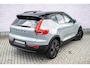 Volvo EX40 Single Motor Extended Range Plus Black Ed. 82 kWh | Adaptieve Cruise Control | Harman Kardon Audio | Stoel-/Stuurverwarming | Parkeercamera | Dodehoek Detectie | Pixel LED | Elektr. Verst. Stoelen + Geheugen | Donker Getint Glas | Warmtepomp |