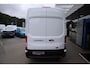 Ford E-Transit 350 L2H3 TREND 68KWH 3-PERS STOELVERW. P-SENSOREN ALL-SEASON 4-JAAR/100.000KM FABR.GARANTIE