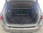 Mercedes-Benz B-klasse 180 Business Solution AMG Automaat | Apple CarPlay | Trekhaak Afneembaar | Navi | Virtual CockPit |