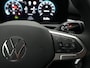 Volkswagen T-Roc 1.5 116 PK eTsi Life First Edition | Trekhaak | Achteruitrijcamera | Stuur & Stoelverwarming |