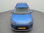 Volkswagen T-Roc 1.5 116 PK eTsi Life First Edition | Trekhaak | Achteruitrijcamera | Stuur & Stoelverwarming |