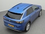 Volkswagen T-Roc 1.5 116 PK eTsi Life First Edition | Trekhaak | Achteruitrijcamera | Stuur & Stoelverwarming |