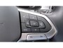 Volkswagen T-Roc 1.0 TSI Life | Multimedia | 17" velgen | Privacy Glass | App Connect |