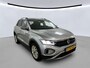 Volkswagen T-Roc 1.0 TSI Life | Multimedia | Binnenkort beschikbaar |