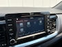 Kia Stonic 1.0T 120pk Dynamic PlusLine Automaat I Climate control | Navigatie | Camera | 17" Lm-velgen | Apple / Android | Cruise control