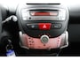 Toyota Aygo 1.0-12V Aspiration Red Navigator | 5-deurs | Airco | Navigatie |