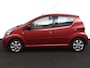 Toyota Aygo 1.0-12V Aspiration Red Navigator | 5-deurs | Airco | Navigatie |