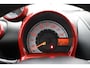 Toyota Aygo 1.0-12V Aspiration Red Navigator | 5-deurs | Airco | Navigatie |