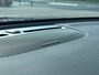 Volvo EX40 Single Motor Extended Range Plus Black Ed. 82 kWh | Adaptieve Cruise Control | Harman Kardon Audio | Stoel-/Stuurverwarming | 360 Parkeercamera | Dodehoek Detectie | Pixel LED | Elektr. Verst. Stoelen + Geheugen | Donker Getint Glas | Warmtepomp |