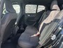 Volvo EX40 Single Motor Extended Range Plus Black Ed. 82 kWh | Adaptieve Cruise Control | Harman Kardon Audio | Stoel-/Stuurverwarming | 360 Parkeercamera | Dodehoek Detectie | Pixel LED | Elektr. Verst. Stoelen + Geheugen | Donker Getint Glas | Warmtepomp |