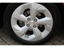 Suzuki Swift 1.2-83 pk MHEV Select Smart-Hybrid 5drs. Zeer betrouwbare en luxe wagen ! Slechts 15.000km ! Cruise Cntrl, LED verl., Airco, Navigatie, Stoelverwarm., Camera, Keyless entry & start, LM wielen, Metallic lak, Side- en lane assist etc.