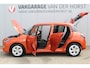 Suzuki Swift 1.2-83 pk MHEV Select Smart-Hybrid 5drs. Zeer betrouwbare en luxe wagen ! Slechts 15.000km ! Cruise Cntrl, LED verl., Airco, Navigatie, Stoelverwarm., Camera, Keyless entry & start, LM wielen, Metallic lak, Side- en lane assist etc.