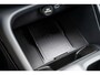 Volvo EX40 Single Motor Extended Range Plus Black Ed. 82 kWh | Adaptieve Cruise Control | Harman Kardon Audio | Stoel-/Stuurverwarming | 360 Parkeercamera | Dodehoek Detectie | Pixel LED | Elektr. Verst. Stoelen + Geheugen | Donker Getint Glas | Warmtepomp |