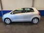 Toyota Yaris 1.3 VVTi Sol MMT