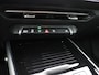 Audi Q3 1.5 200kW e-hybrid S edition 272PK S-Tronic Panoramadak, Trekhaak, Achteruitrijcamera, Stoel-Stuurverwarming, 20" LM Velgen, LED Plus, Elektr. Achterklep
