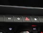 Renault Clio 1.6 E-Tech Hybrid 140 Serie Limitee E-TECH | airco automatisch | Apple Carplay/Android | cruise control | lederen/stof bekleding | LED koplampen | lichtmetalen velgen 16" | navigatiesysteem full map |